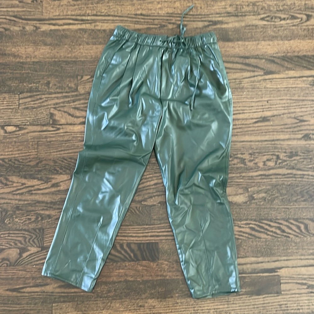 Fashion blogger green faux leather tie waist jogger pants medium